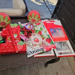 Free First Strawberry Party Decorations 