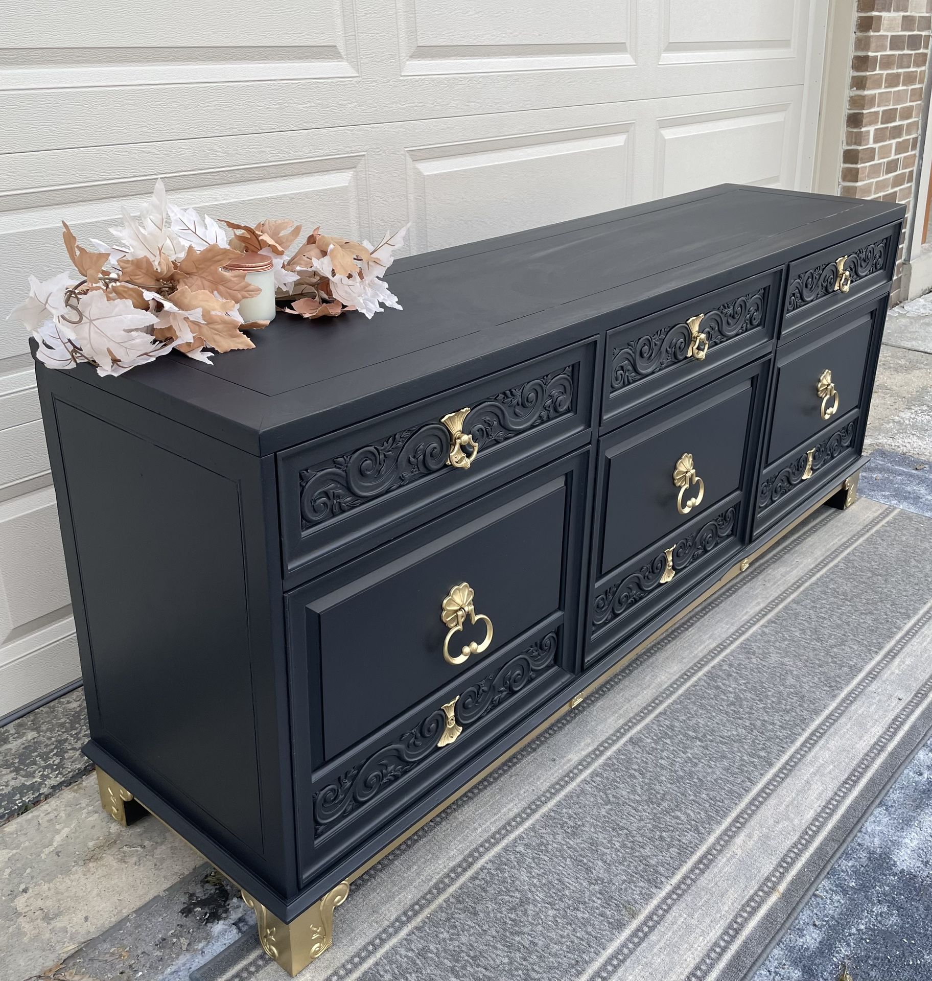 🥂Stunning Darkest Navy Metz Dresser Credenza