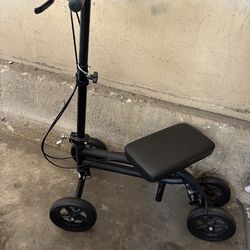 Knee scooter