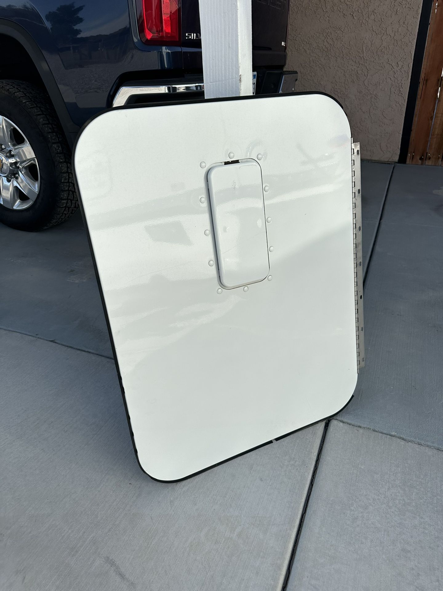 Kenworth Sleeper Door