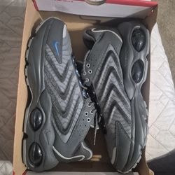 Air Max Tw Nn Size 10 &11.5
