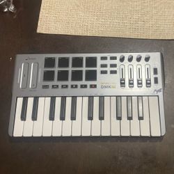 Dinner FMI 25 Spaceline MIDI Keyboard Piano 