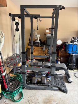 XMark Fitness Heavy Duty power cage with lat pulldown