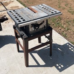 Skilsaw Table Saw