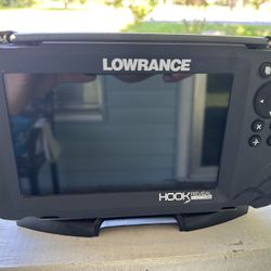 Lowrance Hook Reveal 7xSS