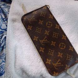 Louis Vuitton Monogram Porte Monnaie Snap Long Wallet Good
Authentic