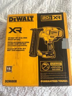 DEWALT DCN680B 20V MAX XR 18 Gauge Cordless Brad Nailer