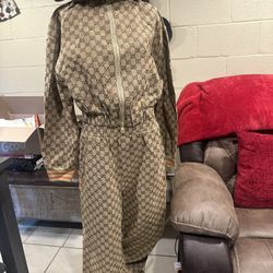 Size medium to Large 