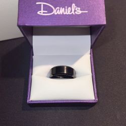 Daniel’s Jewelers Ring For Men