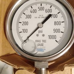 Xmas Tree Guage 1,000 PSI. 