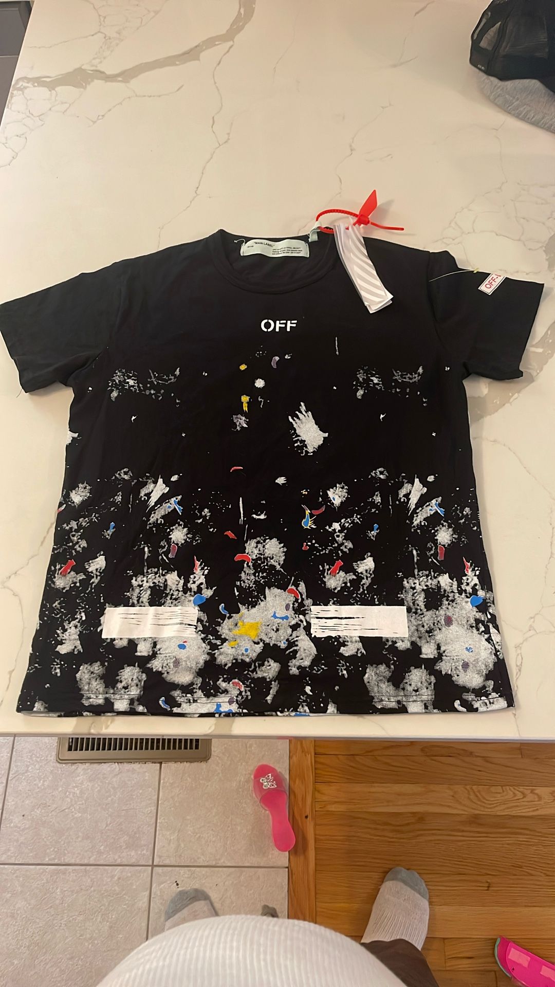 Off White T Shirt Size Large 