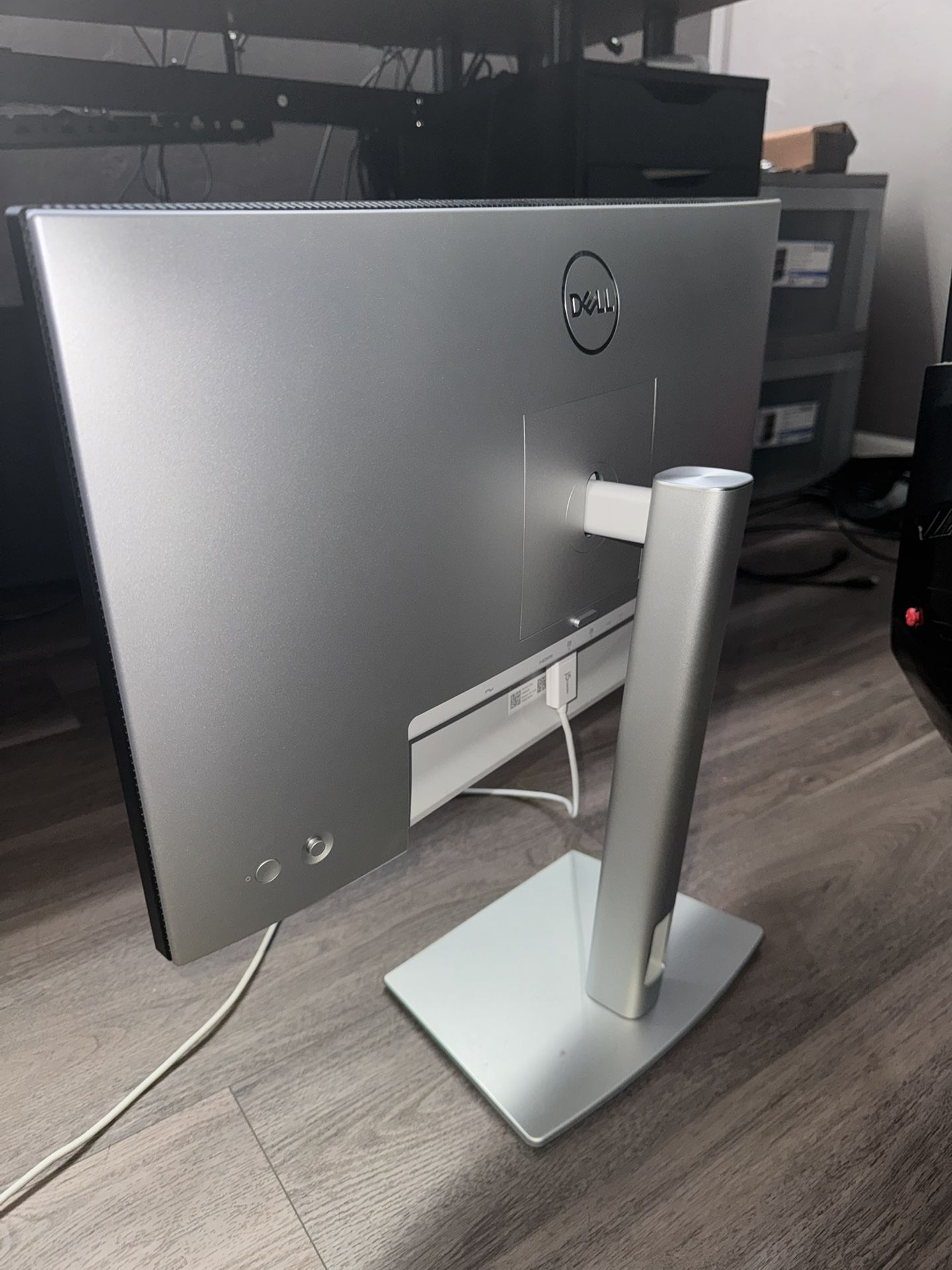 Dell UltraSharp 24 Monitor - U2424H