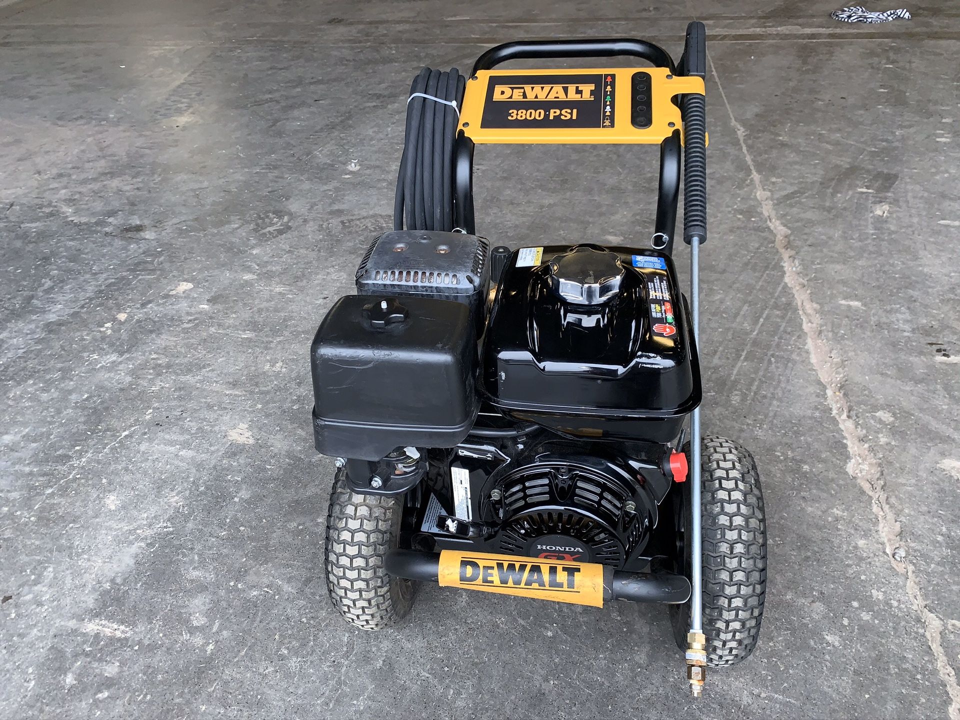 DeWALT DXPW3835 3800 PSI Pressure Washer for Sale in Humble, TX OfferUp