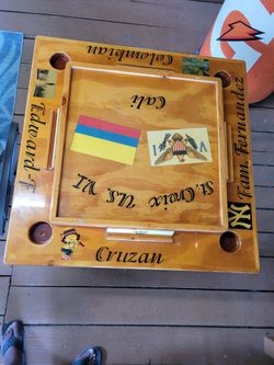 Domino's table