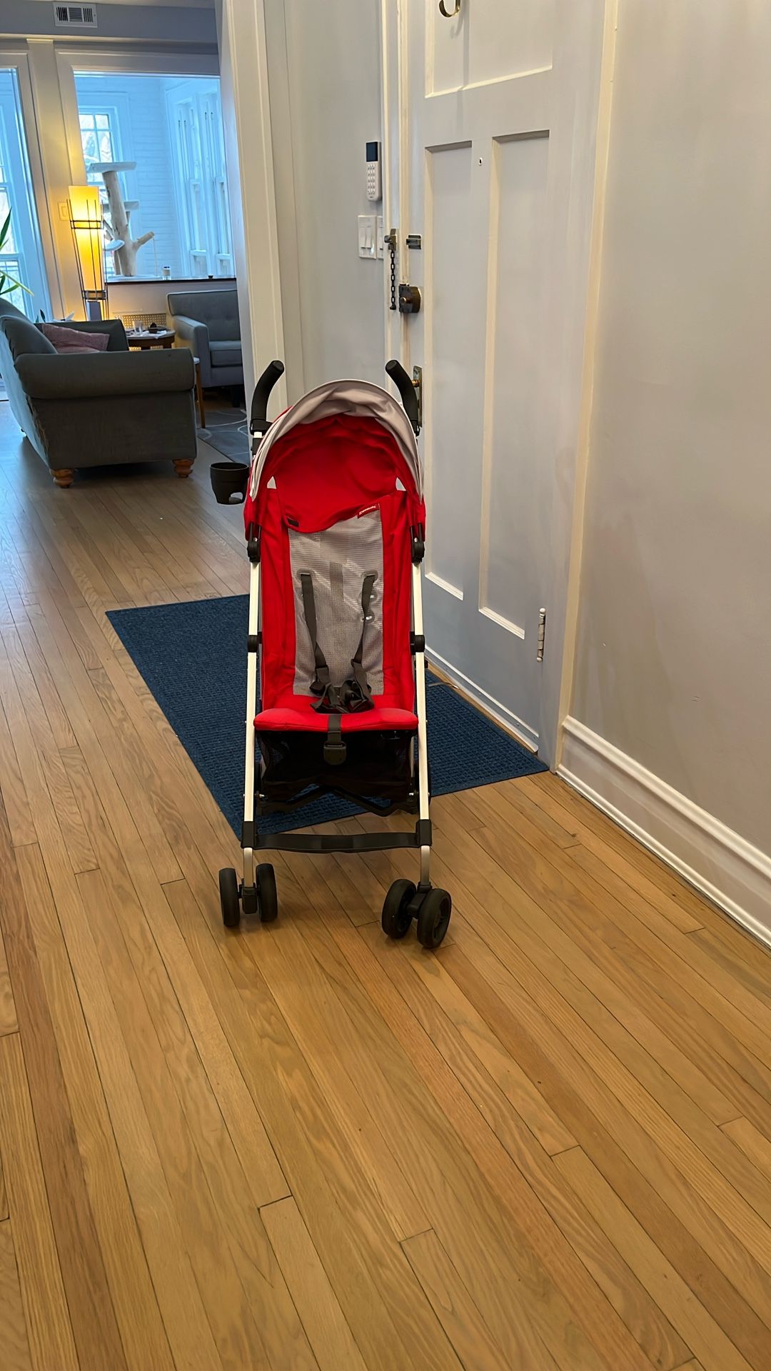 Uppababy G-Lite Umbrella stroller