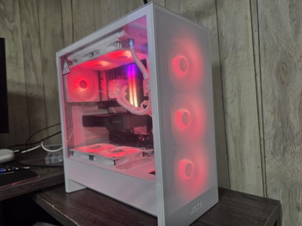 High End Gmaing PC RTX 5070 and AMD 9700X, 1400 obo