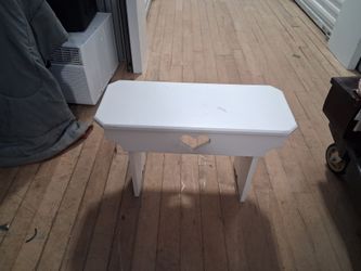 Small bench/table