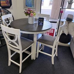 Dining Table With 4 Chairs 