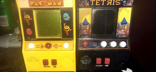 PACMAN And TETRIS 10 EA.