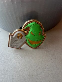 Disney 79765 DLR- Haunted Mansion Holiday 2010- NBC Gingerbread OOGIE PIN LE 500