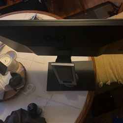 Dell REV A00 Monitor