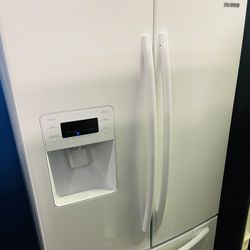 Samsung french door refrigerator 