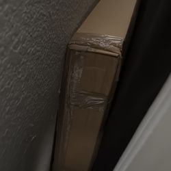 65 inch TV for sale $200