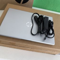 Laptops 