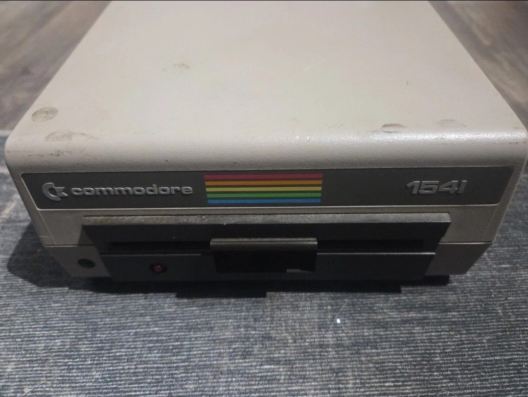 Commodore 1541 Disk Drive