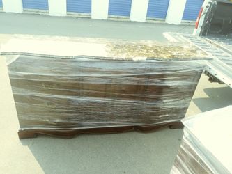 Dressers and 2 night stands