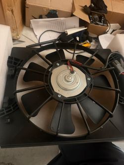 AC Condenser Cooling Fan Assembly For 2002-2006 Honda CR-V 2003-2006 Element