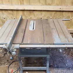 Table Saw. Very Heavy.
