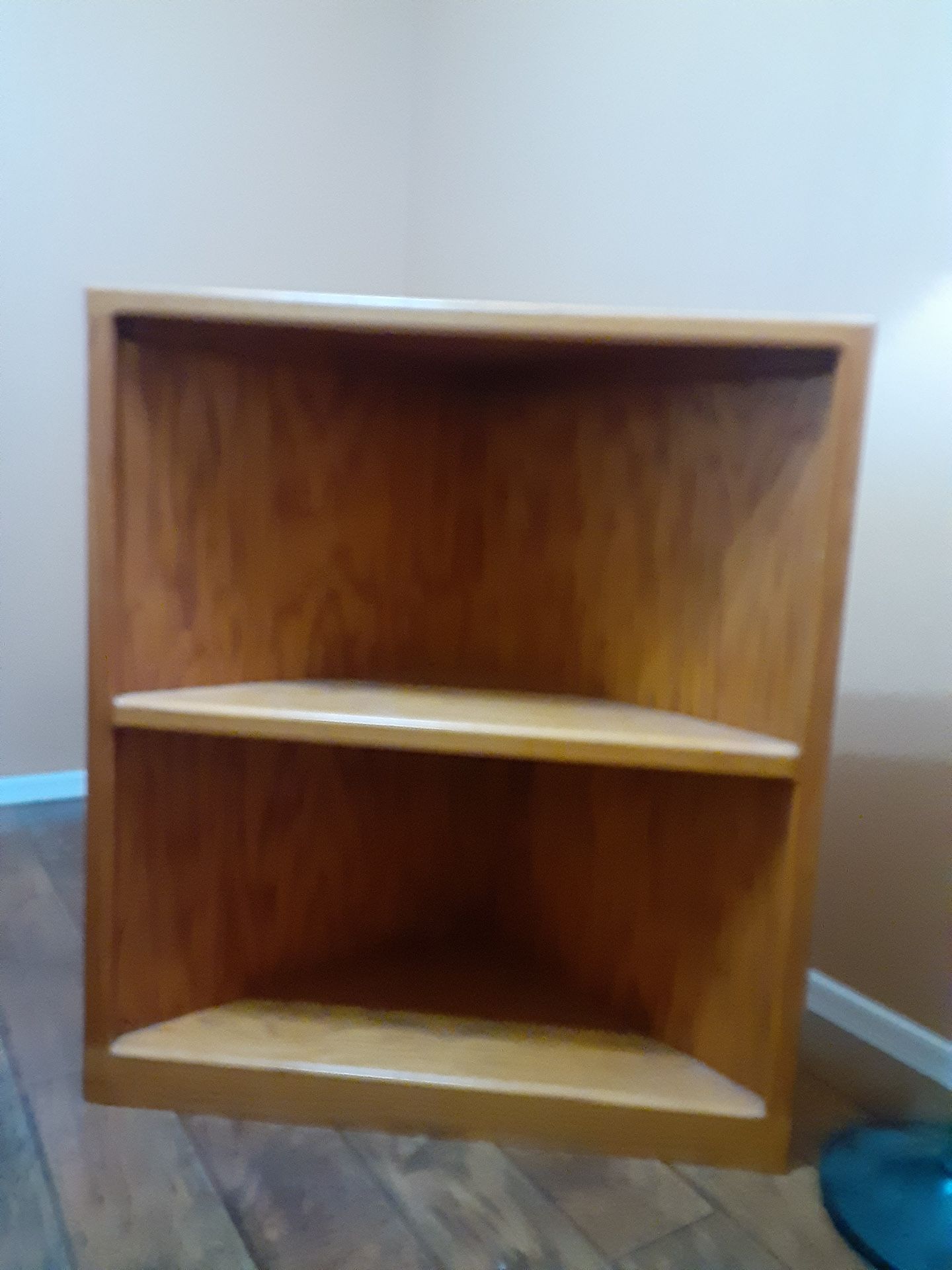 Corner Shelves