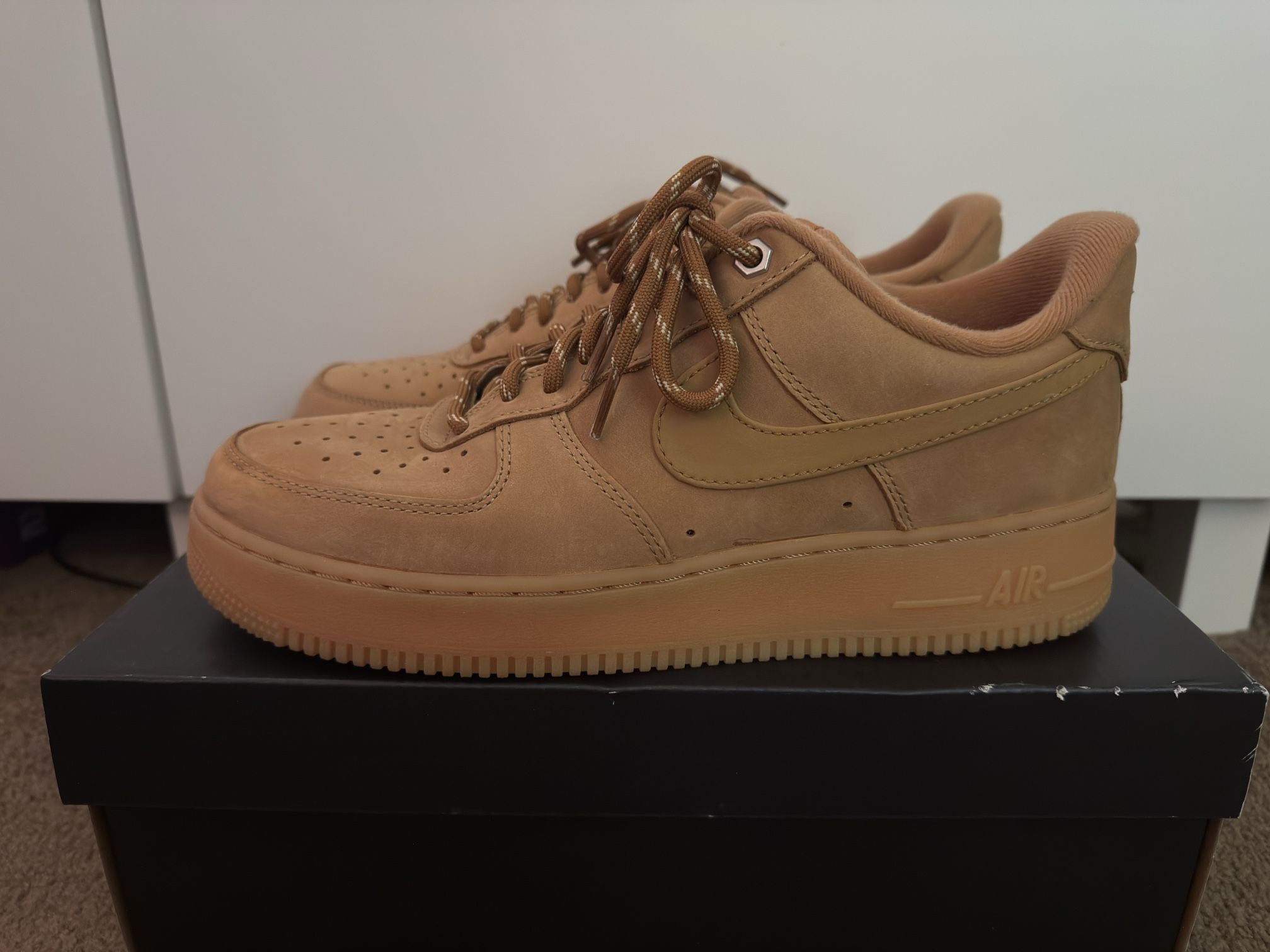 Air Force 1 wheat size 9.5