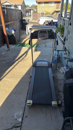 Sunny treadmill