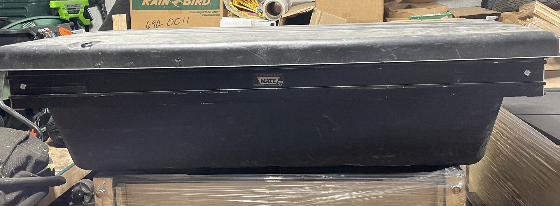 TonneauMate Toolbox For Chevrolet