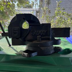 Heavy Duty Galaxy 5 Inches Bench Vise