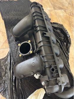 Intake manifold n52 for bmw 128i (Not 3 Stage)