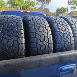 275/65R20 Toyo Open Country At3 Tires (4)