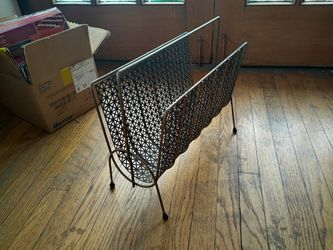 Magazine rack