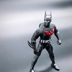 Mezco Batman Beyond 