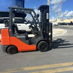 Forklift Toyota 