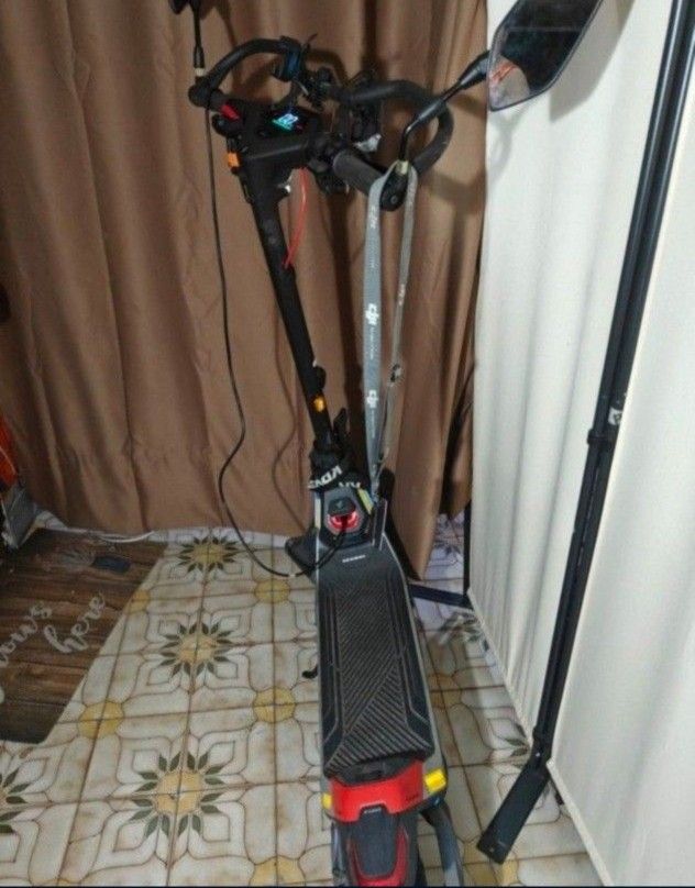 Segway P100s Scooter 