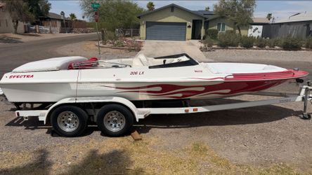 2004 warlock boat