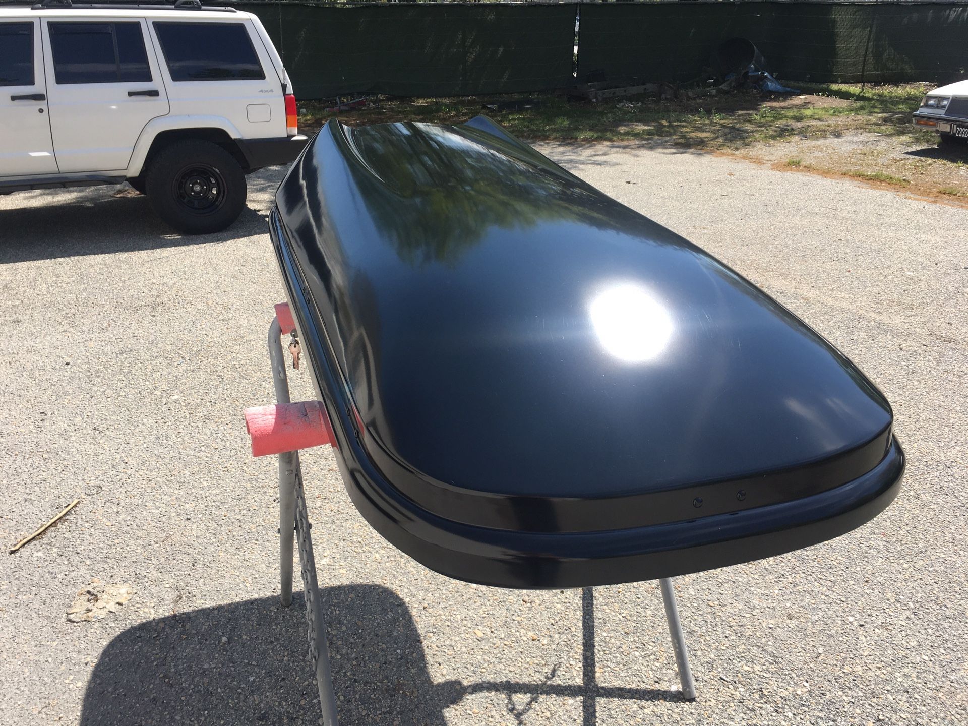 Sears xcargo luggage cargo carrier roof box for Sale in Yorktown, VA