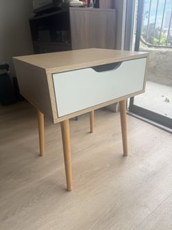 Modern Nightstand Side Table with Drawer