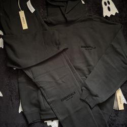 Essentials Black Limo Stretch Tracksuit Size Small 