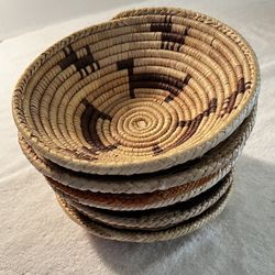 Baskets 