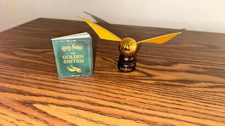 Harry Potter Golden Snitch Figurine with Mini Book