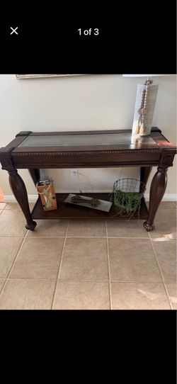 Entryway table